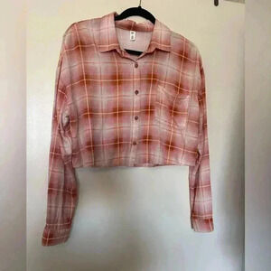 BP Cropped Plaid Long Sleeve Button Down